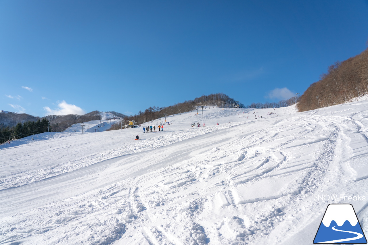 朝里川温泉スキー場｜冬休み最初の週末は、晴天＋粉雪で絶好のスキー＆スノーボード日和なり(^^)/